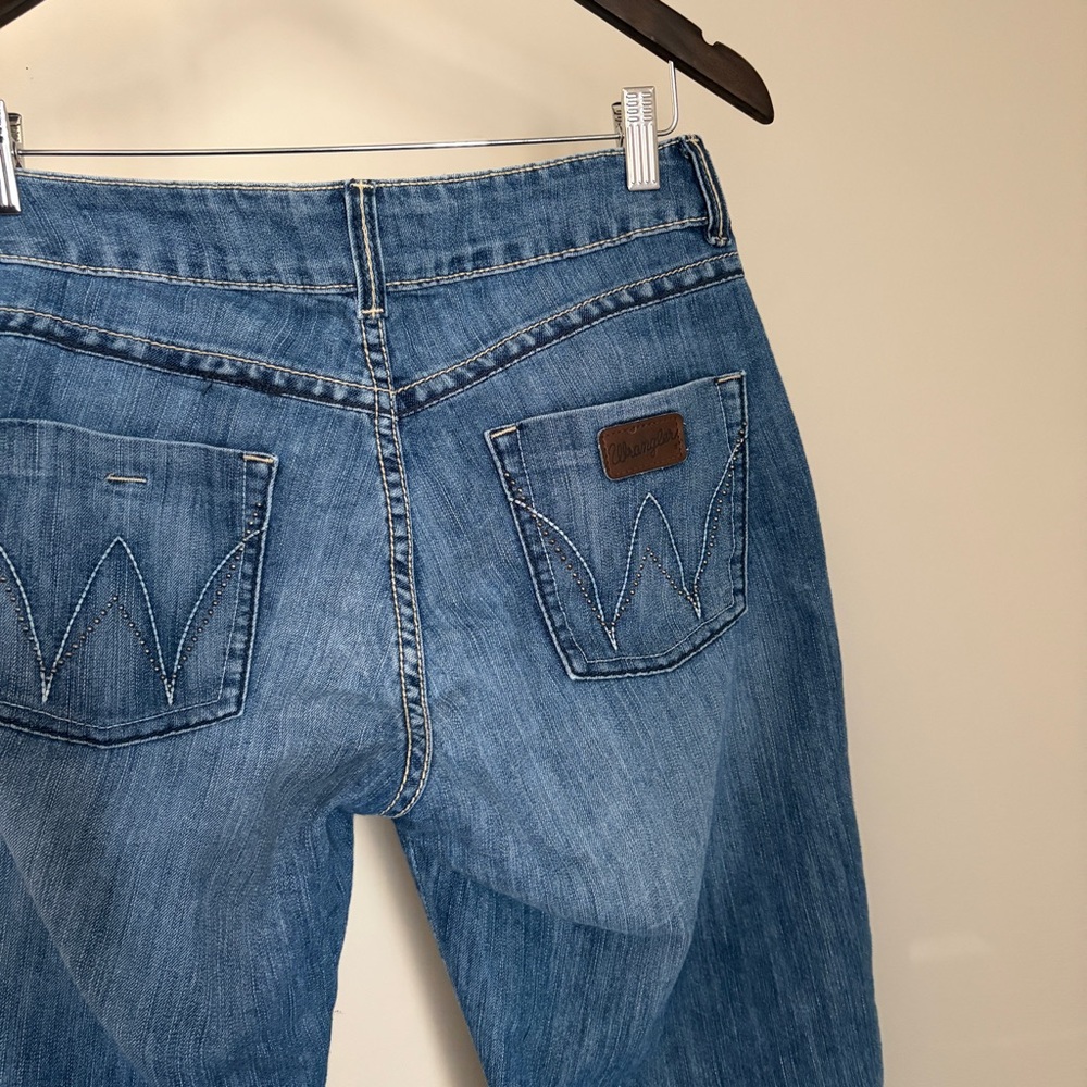 Wrangler low rise medium wash denim jeans - Picture 7 of 12